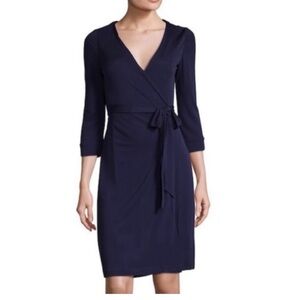 NWT DVF Diane Von Furstenberg navy wrap Julian Two Dress size 0 Xs women’s new